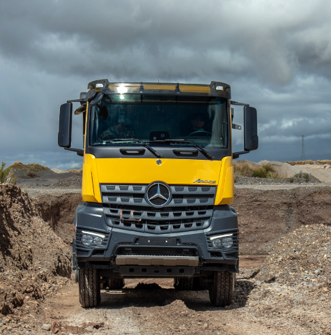 100% Alemán: Ingeniería Confiable-Arocs 3345K-DIVEMOTOR